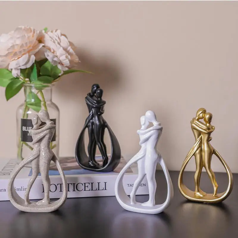 Modern Abstract Hugging Couple Statue Home Decoration
